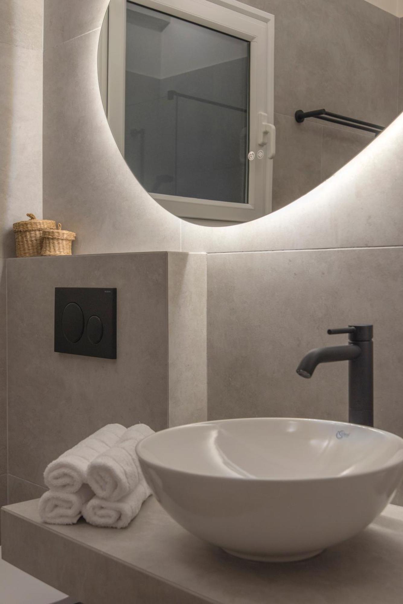 Modern Ilisian Apartment Atina Dış mekan fotoğraf